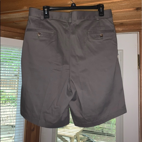 Jos. A. Bank. Dress shorts - Picture 2 of 4